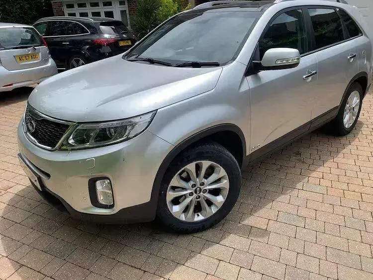 Used Kia Sorento 200 HP (147 kW) 2015 Silver SUV