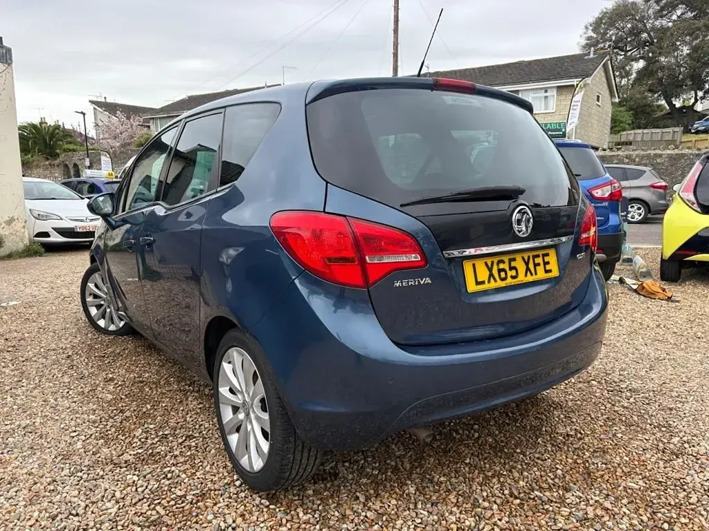 Second-hand Vauxhall Meriva 110 CP (80 kW) 2015 Albastru Monovolum
