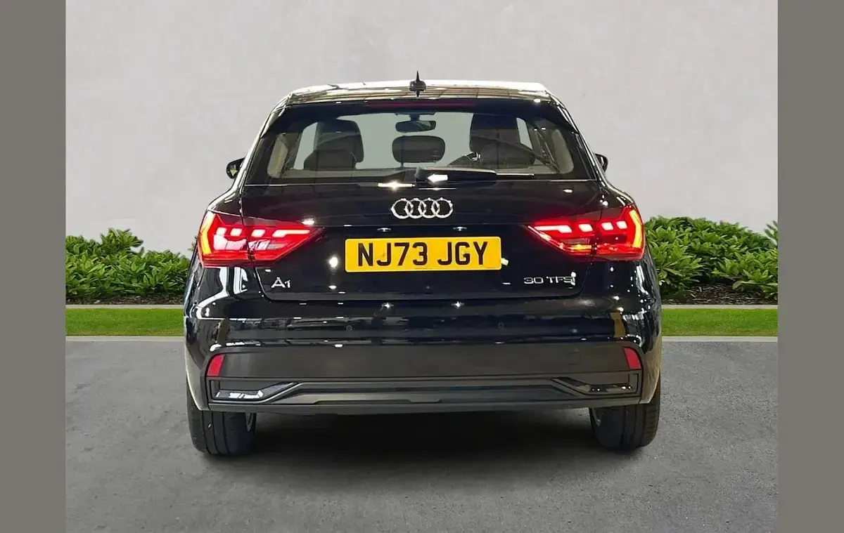 Used Audi A1 Sport 108 HP (79 kW) 2023 Black SUV