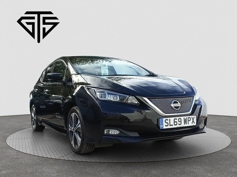 Black Used 2019 Nissan Leaf Tekna Hatchback | £8,795 (Fair price) - Image 1/4