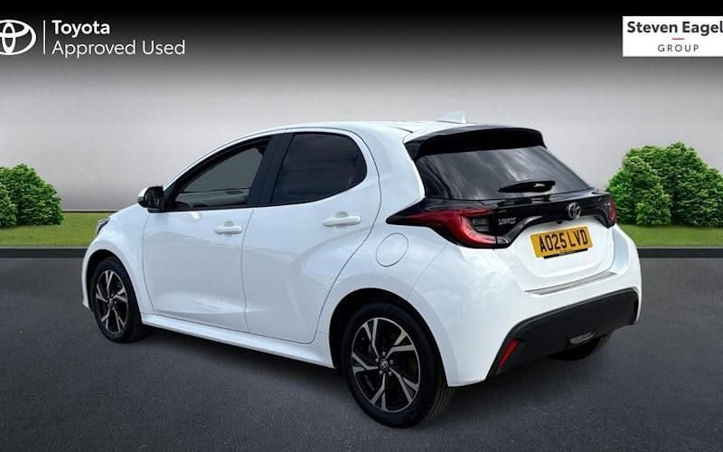 Used Toyota Yaris Hybrid Design 116 HP (85 kW) 2026 Hatchback