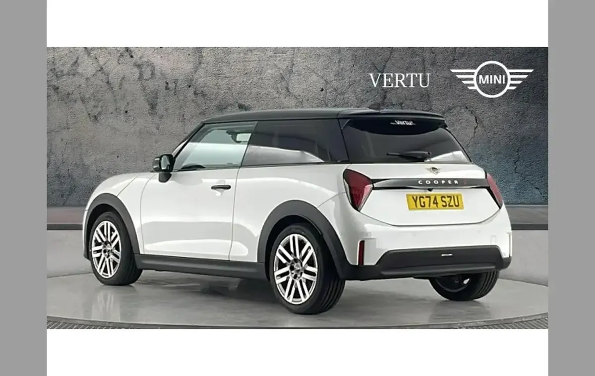 Used Mini Cooper Classic 200 HP (147 kW) 2024 Other Hatchback