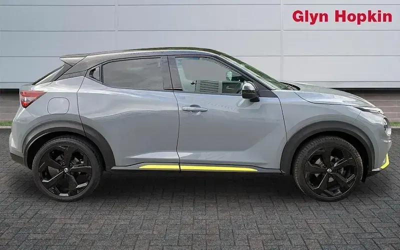 Used Nissan Kiiro 114 HP (83 kW) 2022 Grey Hatchback