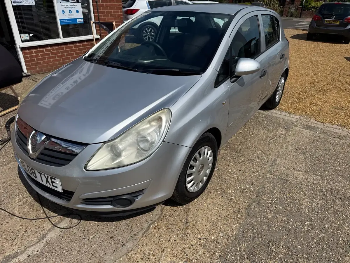 Used Vauxhall Corsa 80 HP (58 kW) 2008 Silver Hatchback