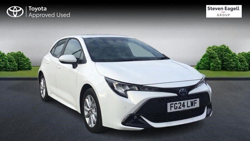 White Used 2024 Toyota Corolla Hatchback | £21,706 (Fair price) - Image 1/4