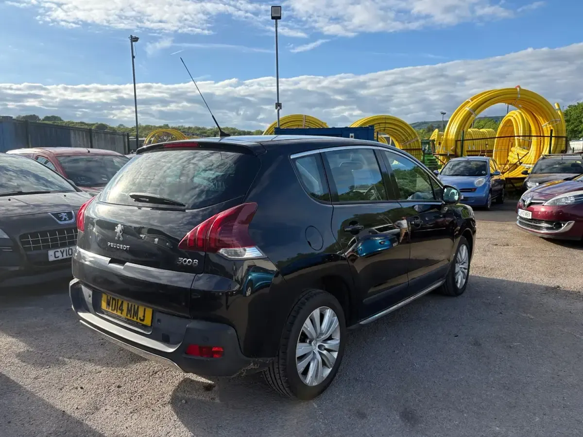 Second-hand Peugeot 3008 Active 2014 Negru Break
