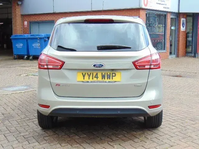 Used Ford B-MAX Titanium 2014 Silver MPV