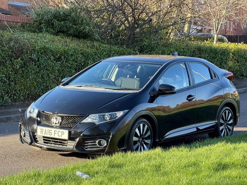 Used Honda Civic SE Plus 2016 Black Hatchback