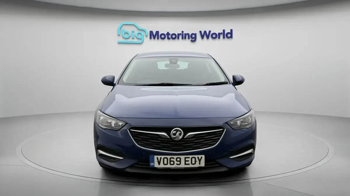 Used Vauxhall Insignia Sport 163 HP (119 kW) 2019 Hatchback