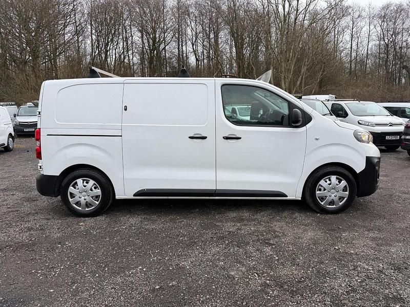 Used Peugeot Expert 100 HP (73 kW) 2021 White Van