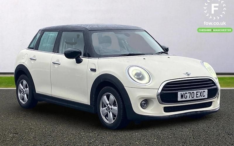 White Used 2020 Mini Cooper Classic Hatchback | £14,399 (Super price) - Image 1/3