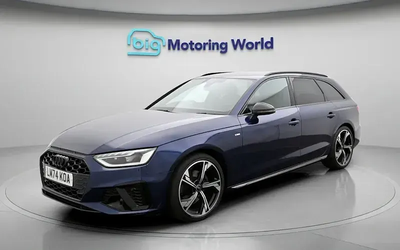 Used Audi A4 Black Edition 150 HP (110 kW) 2024 Blue Estate