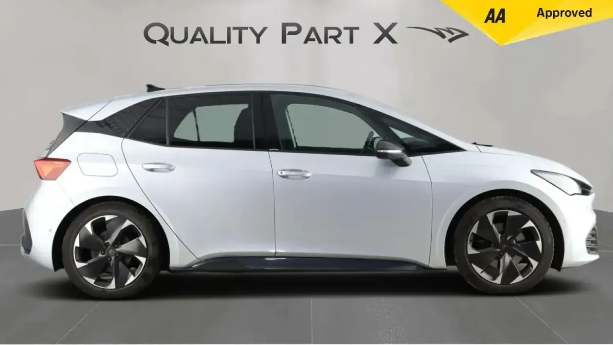 Used Cupra Born 150 kW (204 HP) 2023 Silver Hatchback