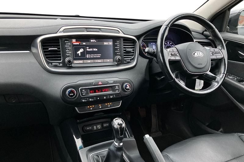 Used Kia Sorento 200 HP (147 kW) 2018 Grey SUV