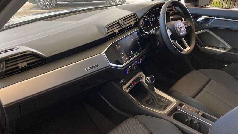 Used Audi Q3 Sport 150 HP (110 kW) 2024 Black SUV