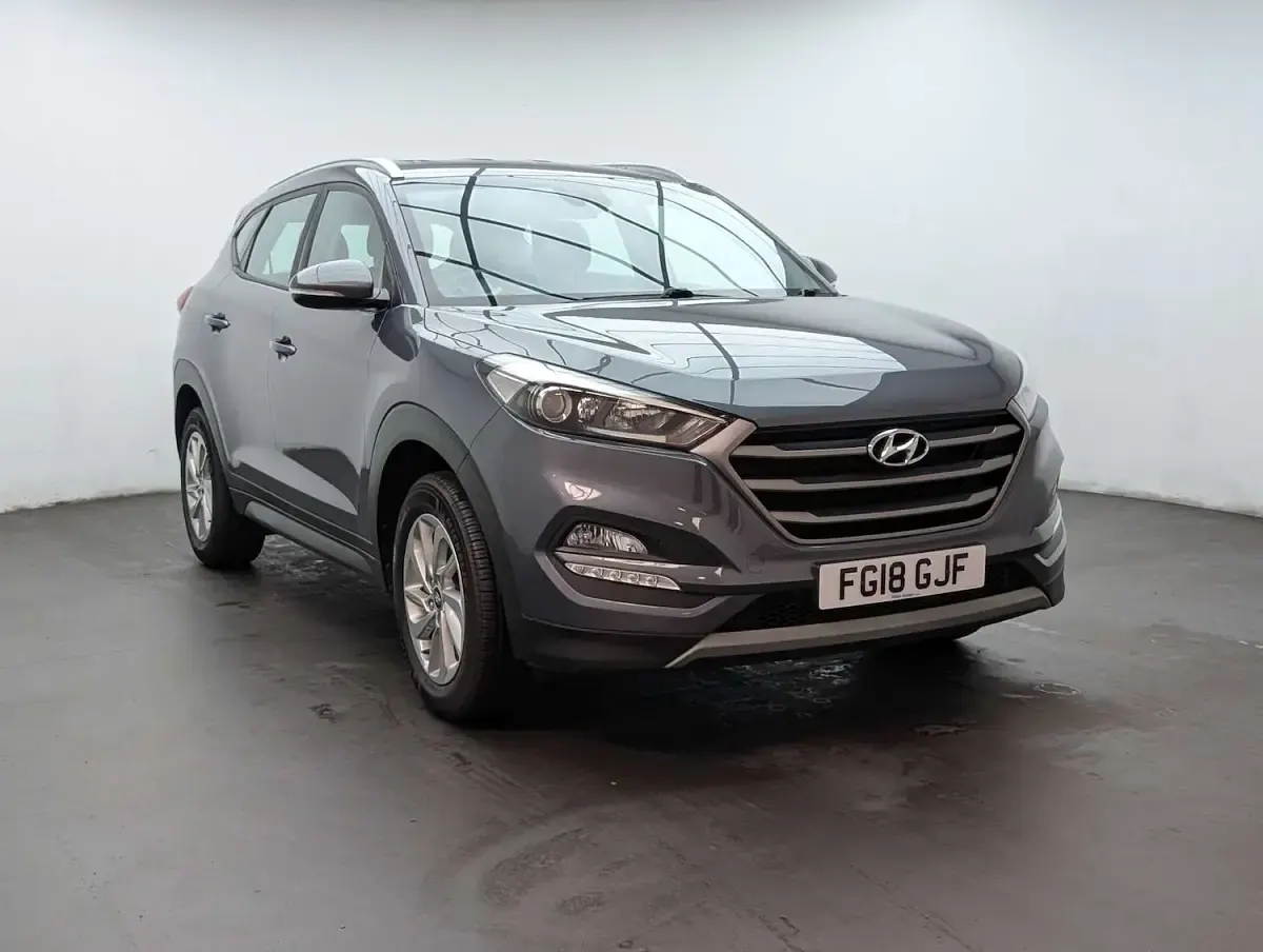 Used Hyundai Tucson SE 177 HP (130 kW) 2018 Grey SUV