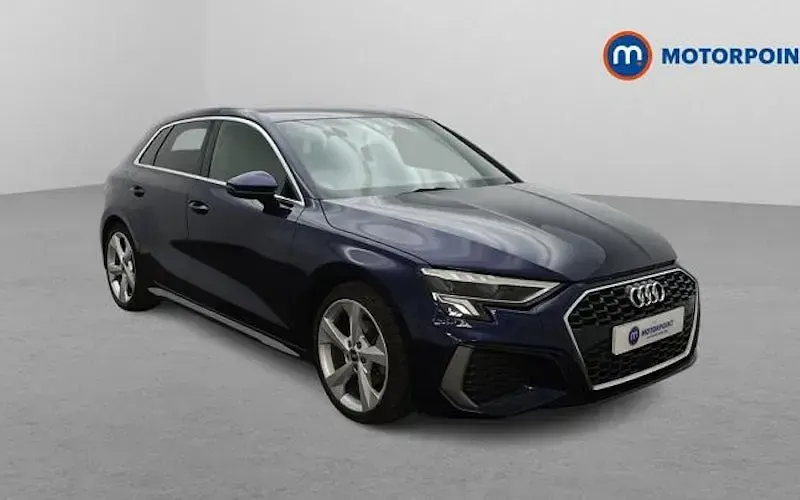 Second-hand Audi A3 Sportback S-Line 150 CP (110 kW) 2024 Hatchback