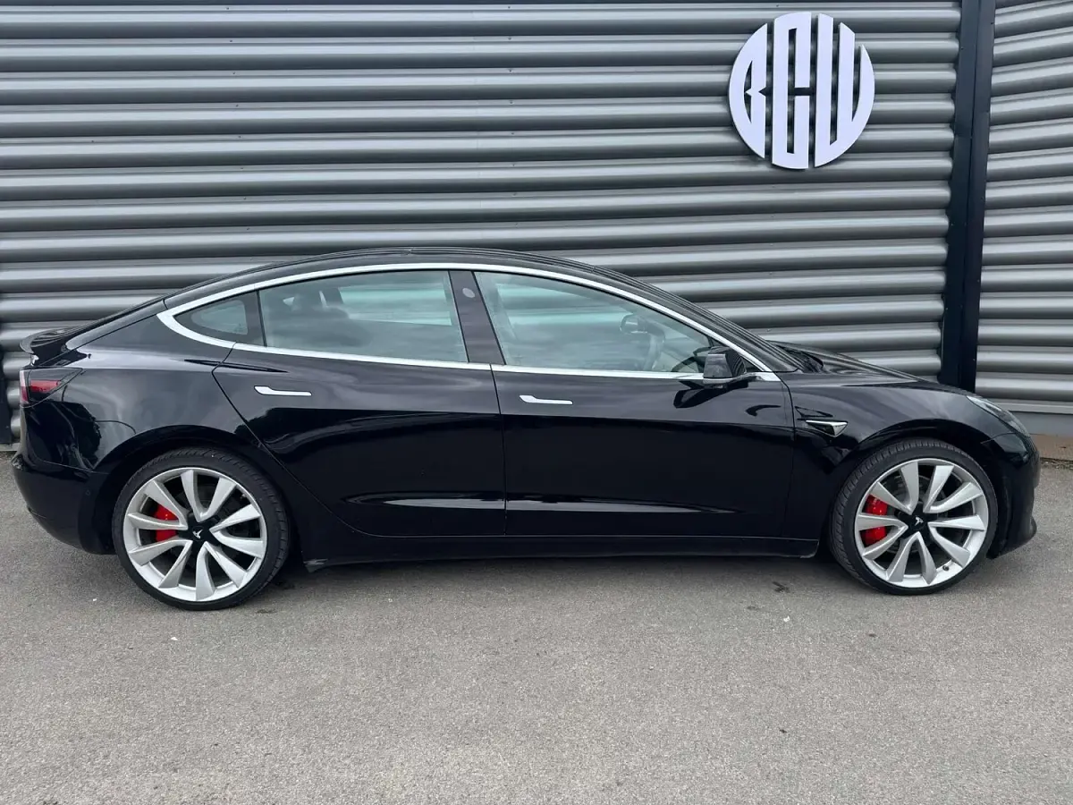 Used Tesla Model 3 Performance 461 kW (627 HP) 2019 Black Sedan