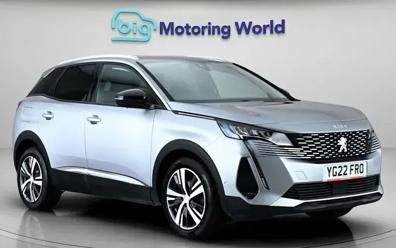 Used Peugeot 3008 Allure Premium 131 HP (96 kW) 2022 SUV