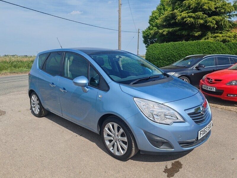 Blue Used 2013 Vauxhall Meriva MPV | £2,495 (Fair price) - Image 1/4