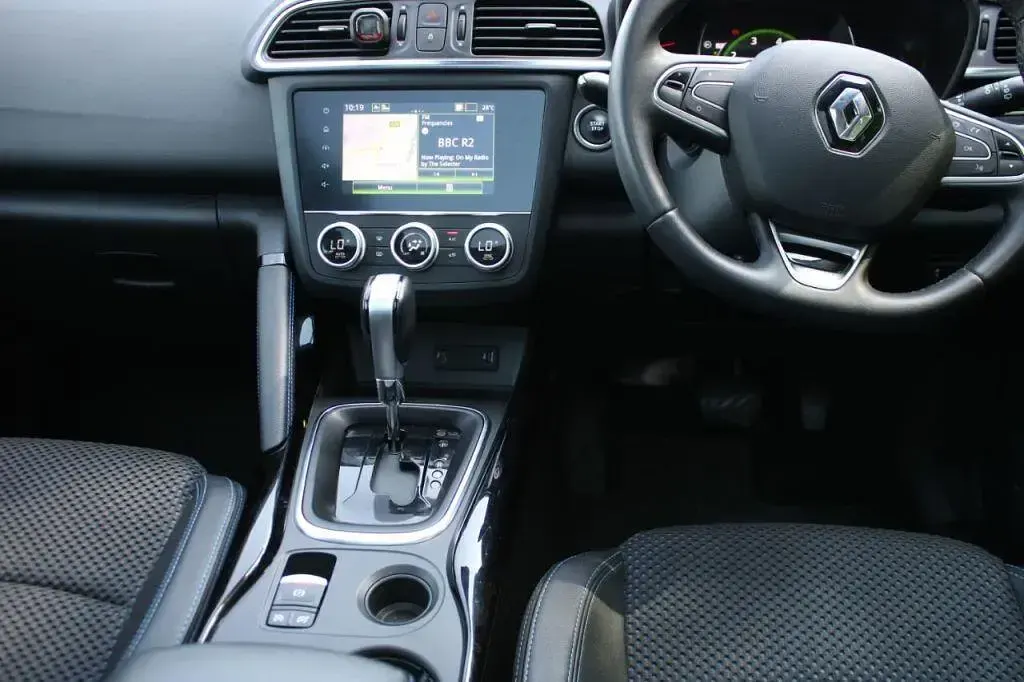 Used Renault Kadjar Version S 160 HP (117 kW) 2020 Silver SUV