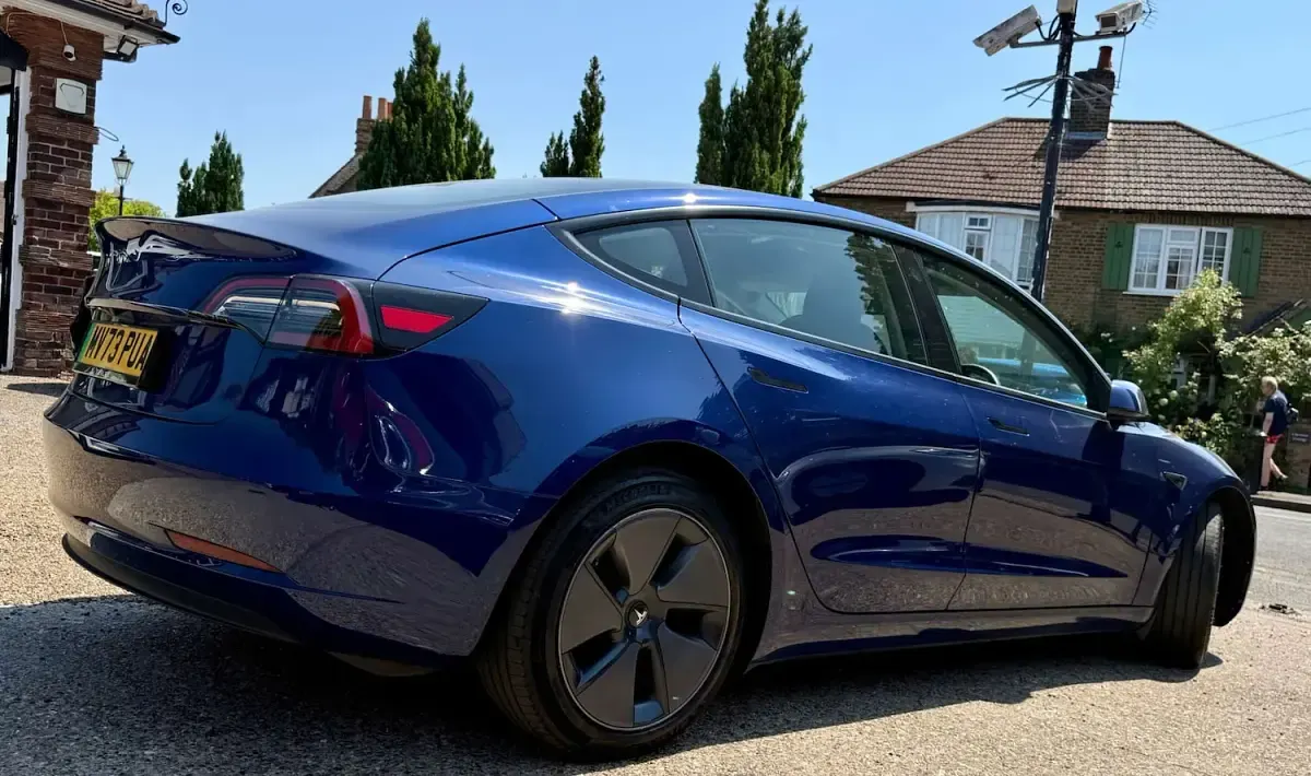 Used Tesla Model 3 Long Range RWD 366 kW (498 HP) 2023 Blue Sedan