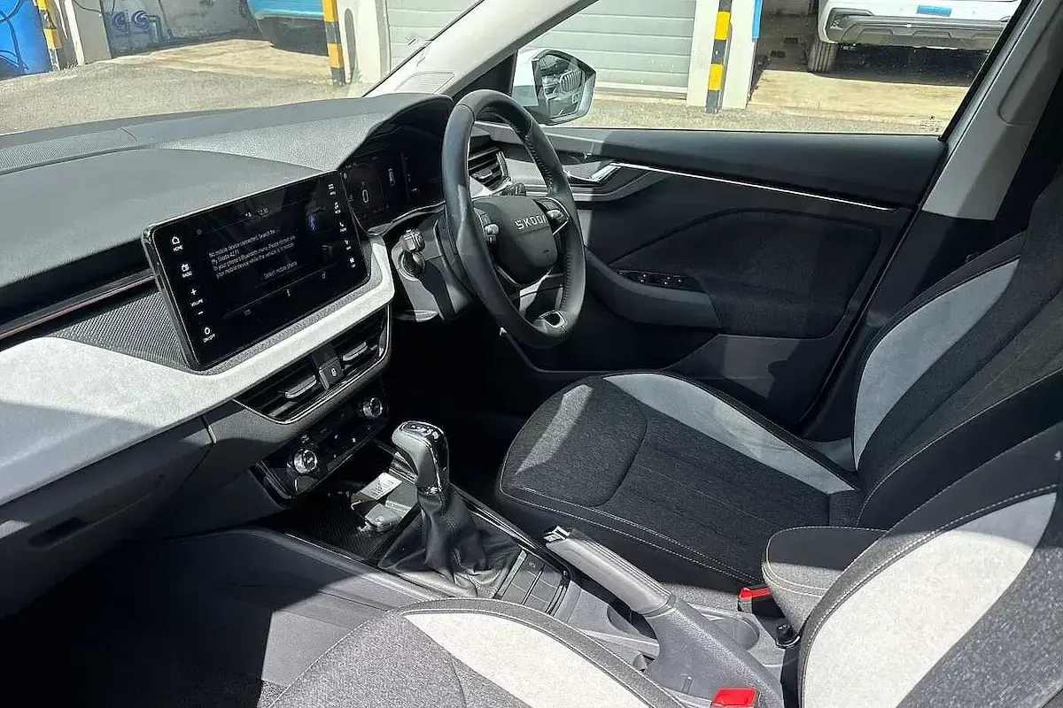 Used Skoda Scala SE L 150 HP (110 kW) 2025 White Hatchback
