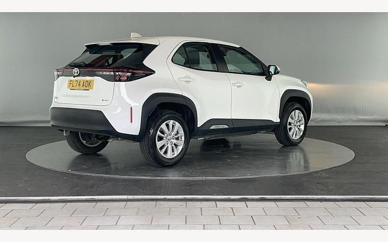 Used Toyota Yaris Hybrid 116 HP (85 kW) 2025 Estate