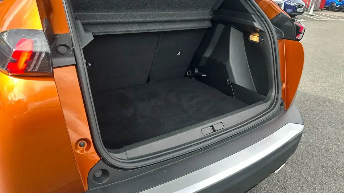 Used Peugeot 2008 GTi 131 HP (96 kW) 2022 Orange SUV