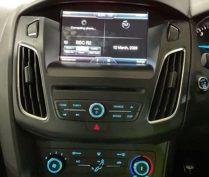 Used Ford Focus Zetec 150 HP (110 kW) 2015 Black Hatchback