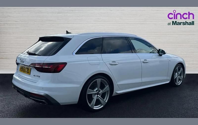 Used Audi A4 S-Line 204 HP (150 kW) 2022 White Estate