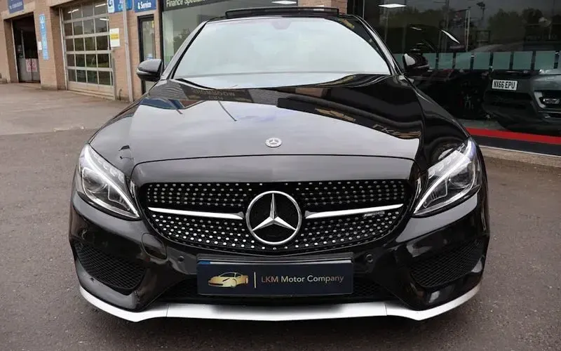 Second-hand Mercedes C43 AMG Premium 367 CP (269 kW) 2018 Negru Berlinǎ
