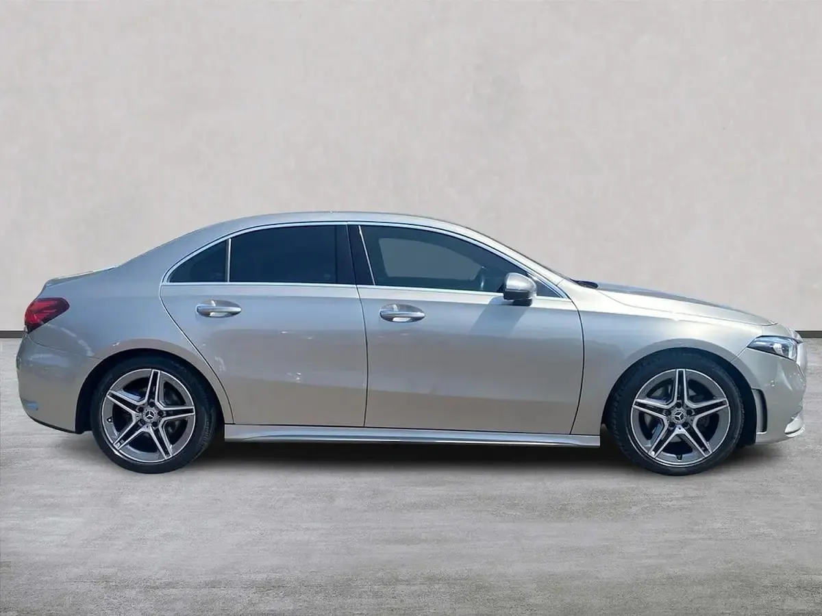 Used Mercedes A200 AMG Line Premium 163 HP (119 kW) 2019 Silver Sedan