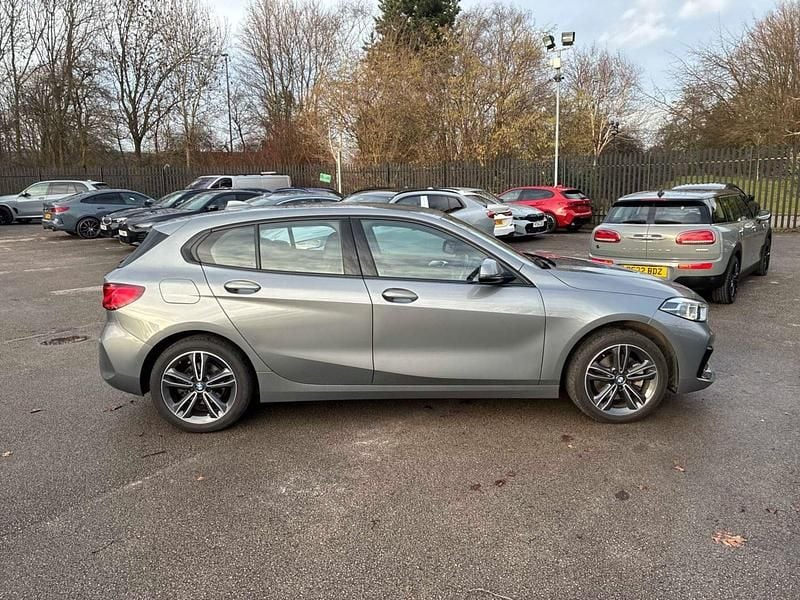 Used BMW 118 Sport Line 134 HP (98 kW) 2022 Grey Hatchback