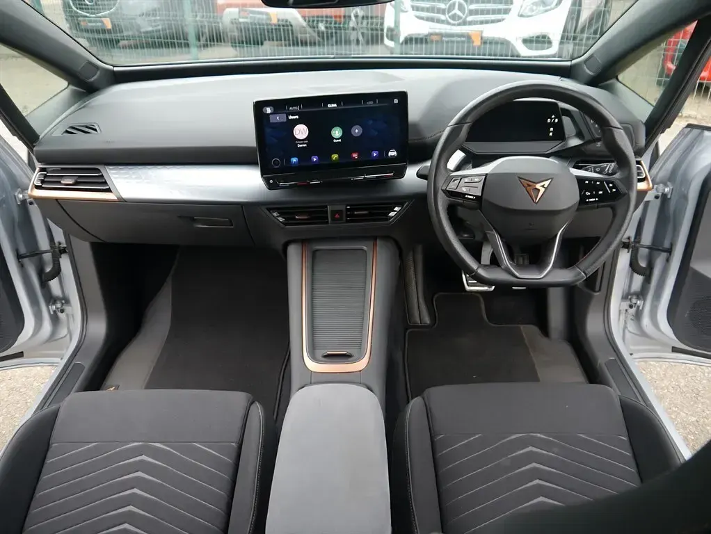 Used Cupra Born 150 kW (204 HP) 2022 Silver Hatchback