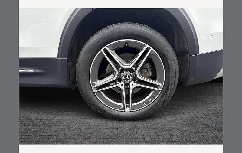 Used Mercedes GLB200 Executive 163 HP (119 kW) 2024 White SUV