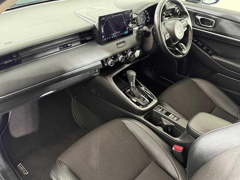 Used Honda HR-V Advance 131 HP (96 kW) 2021 White SUV