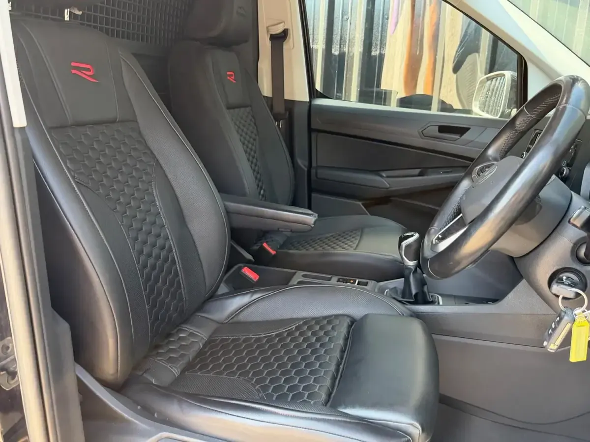 Used VW Caddy S 102 HP (75 kW) 2022 Black MPV