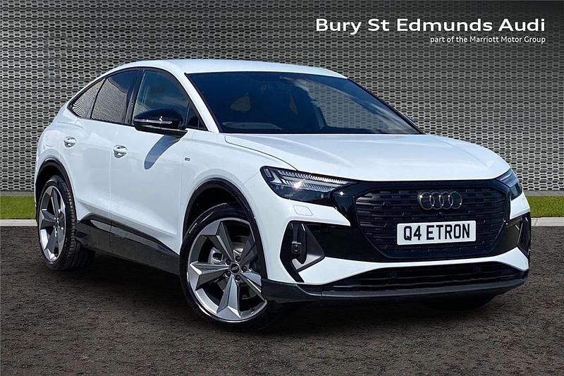 Other New 2025 Audi Q4 Sportback e-tron Black Edition SUV | £56,305 (Fair price) - Image 1/4