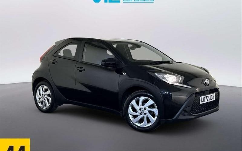 Usado Toyota Aygo X PURE 72 CV (52 kW) 2025 SUV