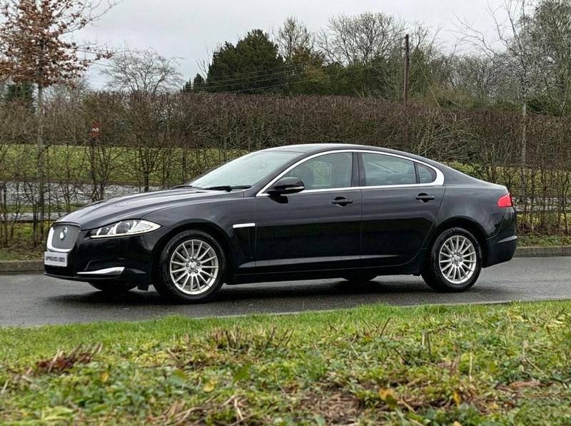 Begagnad Jaguar XF SE 163 HK (119 kW) 2012 Svart Sedan