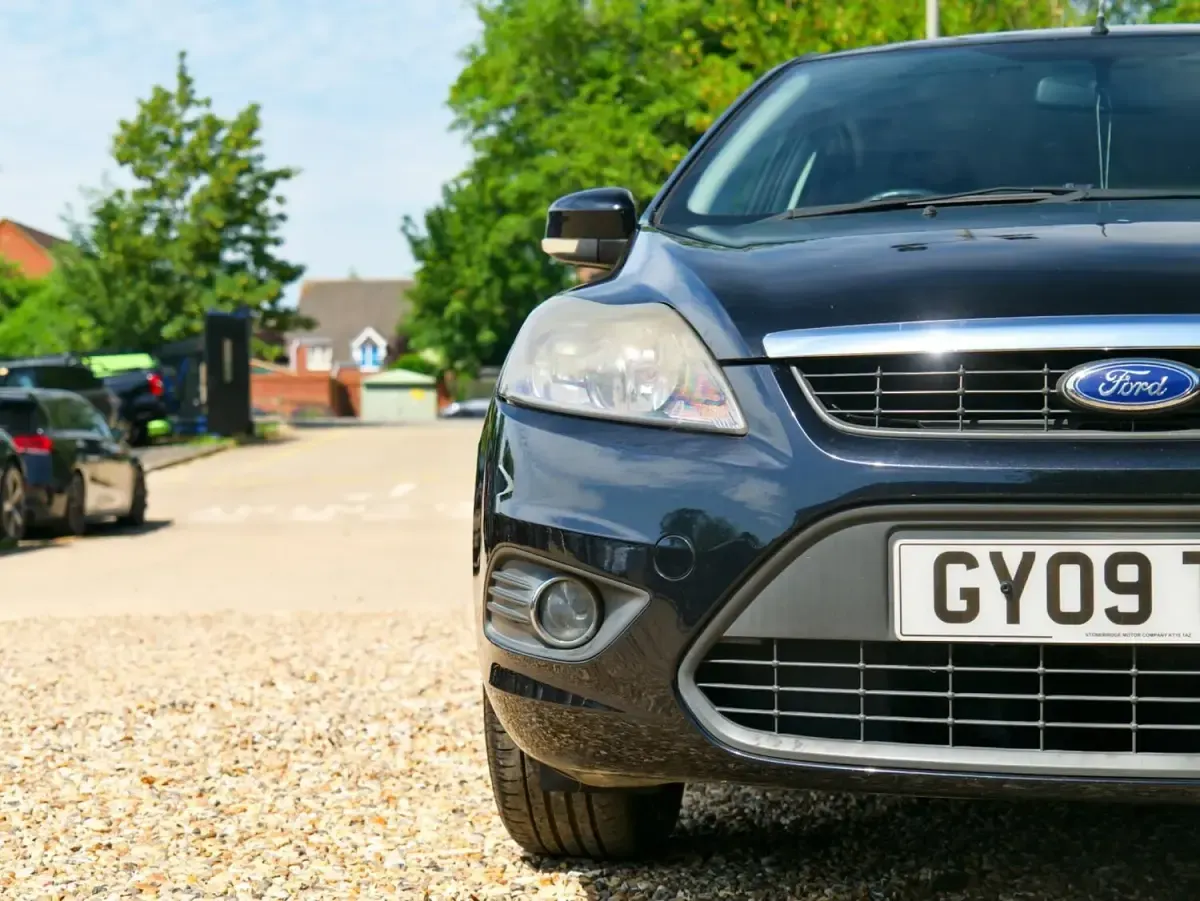 Used Ford Focus Zetec 113 HP (83 kW) 2009 Black Hatchback