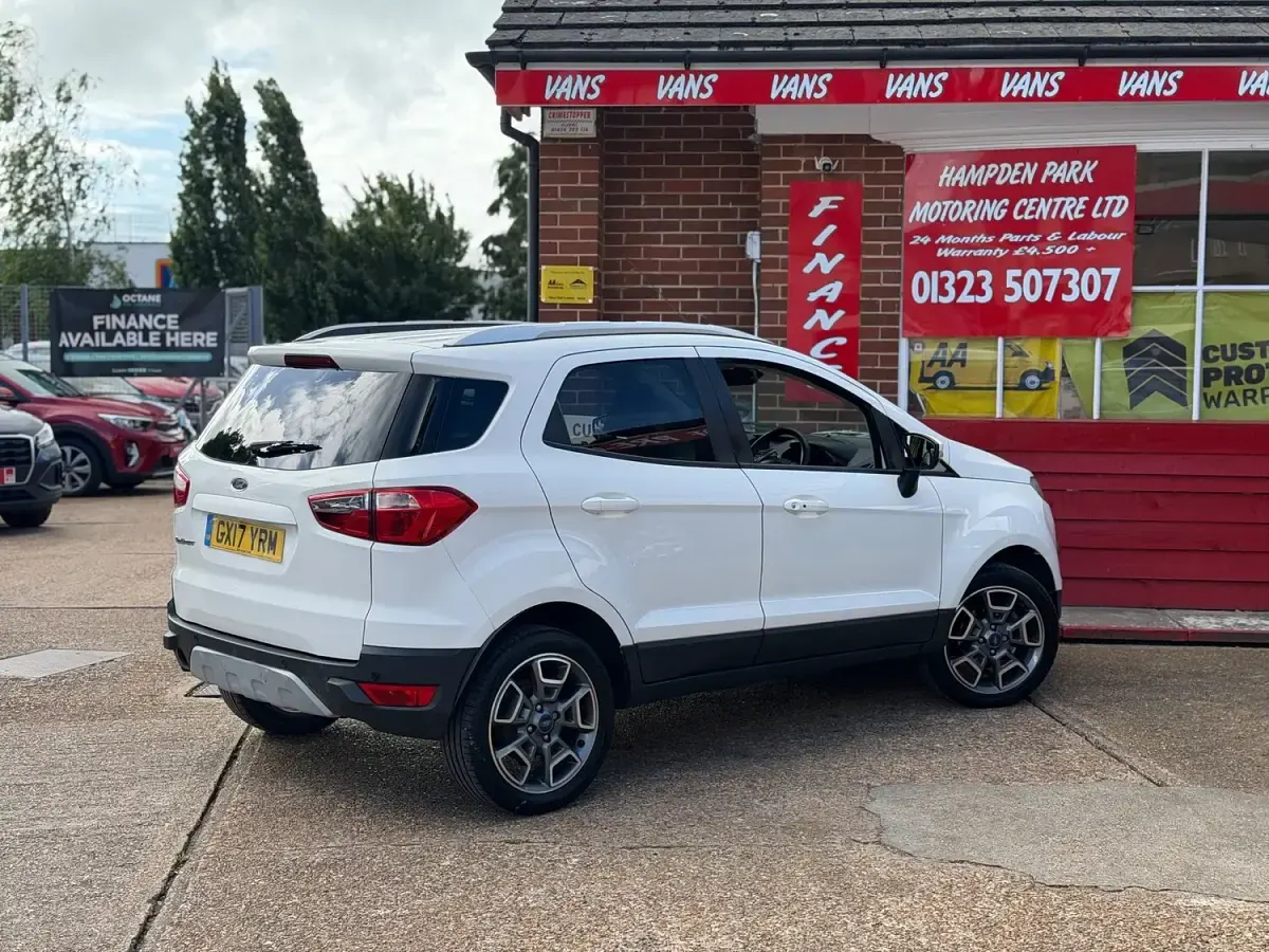 Used Ford Ecosport Titanium 95 HP (69 kW) 2017 White SUV