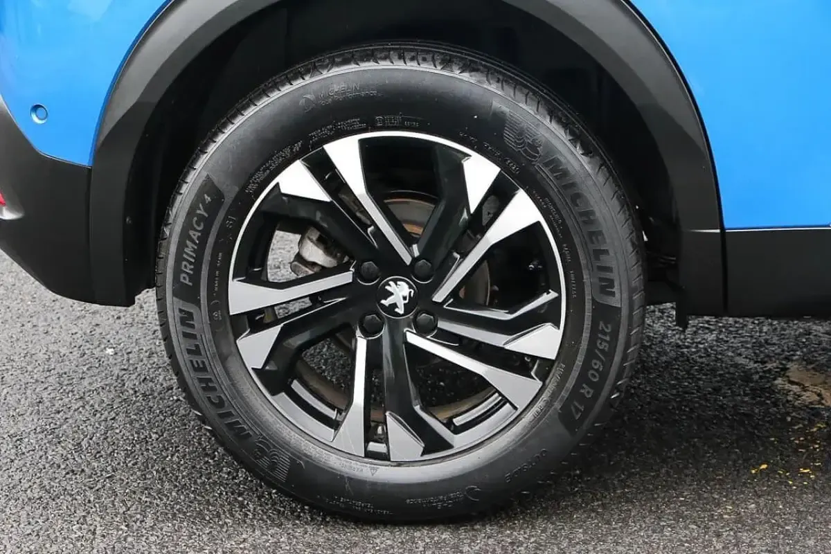 Used Peugeot 2008 GTi 129 HP (94 kW) 2021 Blue SUV