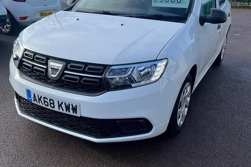 Used 2018 Dacia Sandero Essentiel | £5,614 (Fair price) - Image 1/1