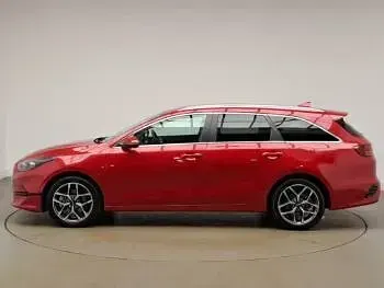 Used Kia Ceed 138 HP (101 kW) 2025 Red Hatchback