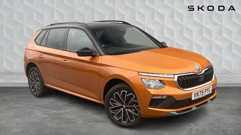 New Skoda Kamiq Design Edition 85 HP (62 kW) 2026 Phoenix orange metallic black magic pearl effect SUV