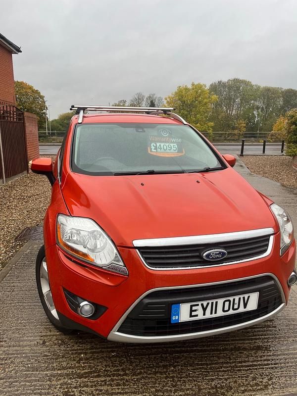 Used Ford Kuga Titanium 163 HP (119 kW) 2011 Red SUV