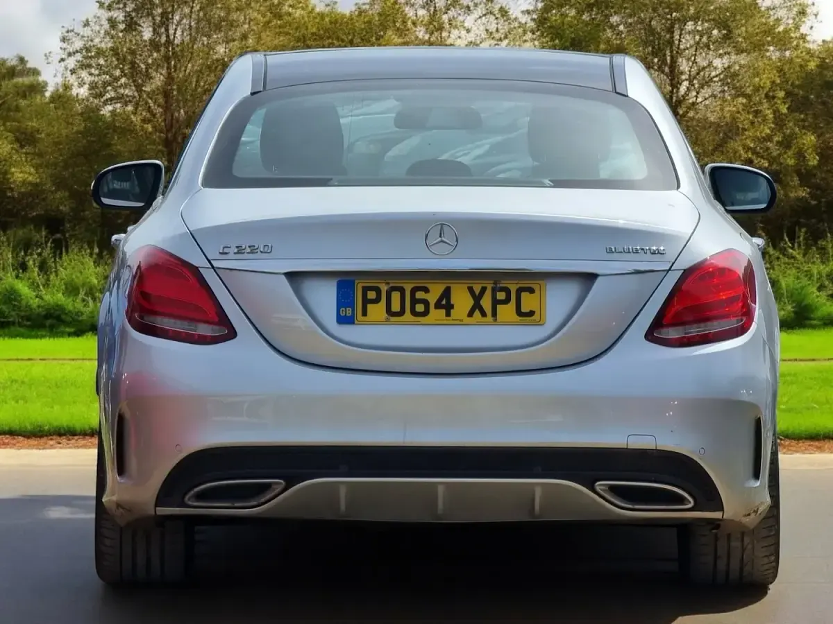 Used Mercedes C220 AMG Line Premium Plus 170 HP (125 kW) 2014 Silver Sedan