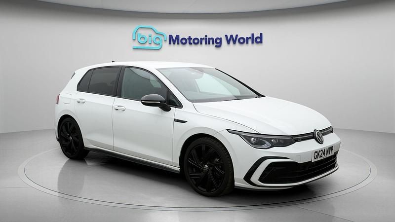 Used VW Golf VIII Black Edition 148 HP (108 kW) 2024